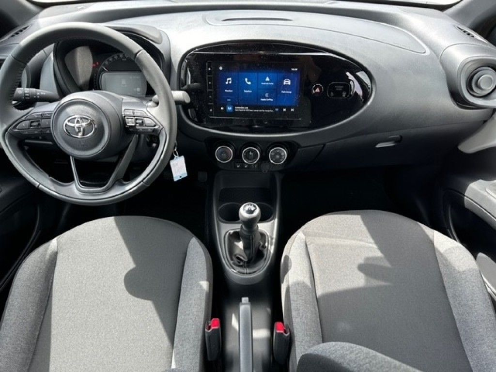 Foto 1 - Toyota Aygo X Business Edition, Schneeweiß