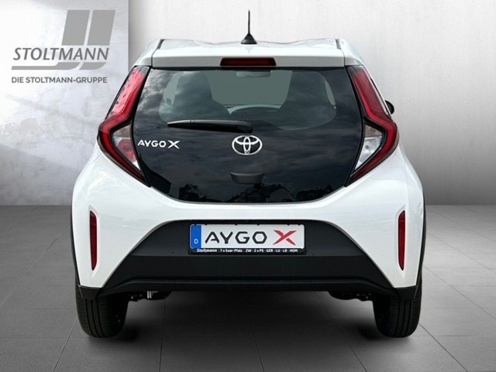 Foto 1 - Toyota Aygo X Business Edition, Schneeweiß