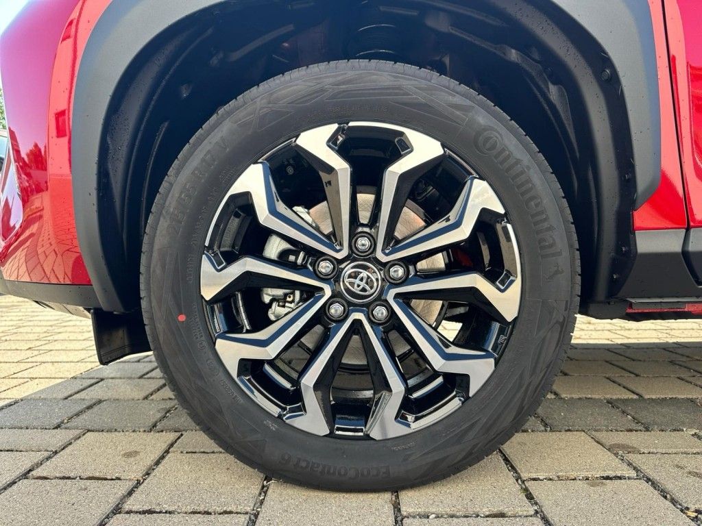 Foto 1 - Yaris Cross Hybrid 130 1.5 VVT-i Teamplayer (XPB1), Karminarot Metallic